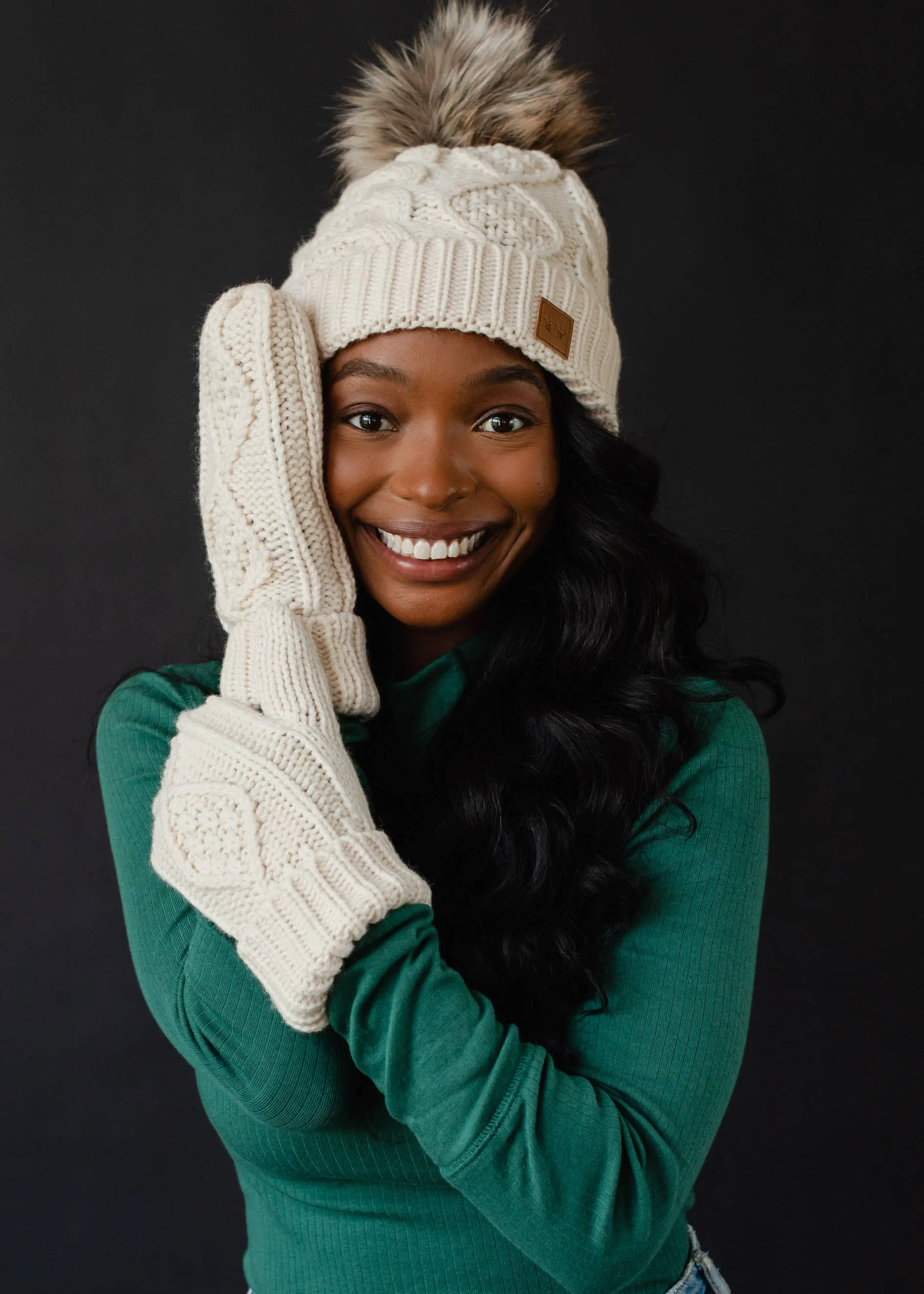 Beige Cable Knit Mittens