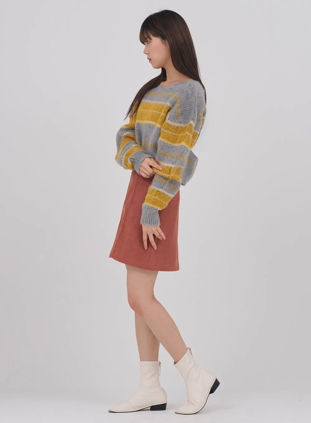 Crew Neck Cropped Knit with Stripes #1217o61