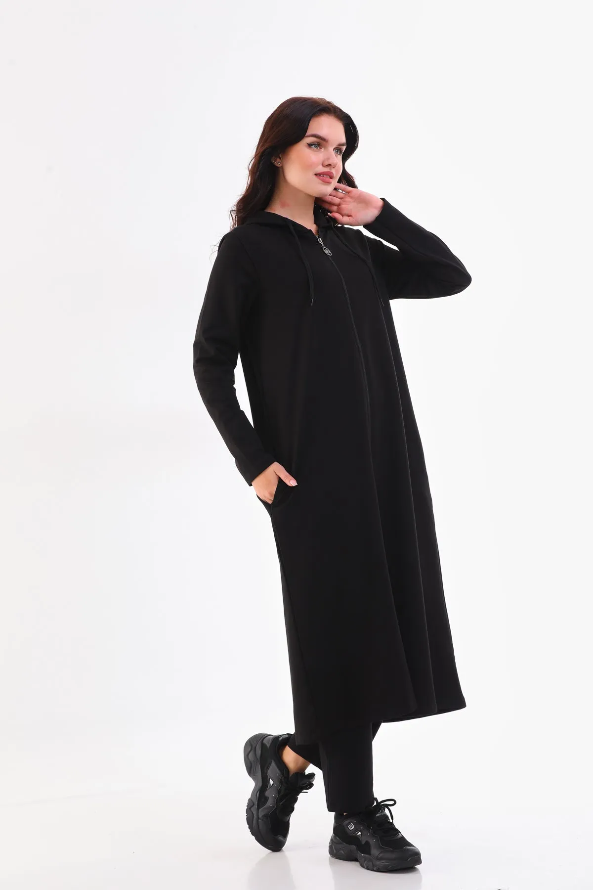 JMN Long Zipup Cape Tracksuit Black