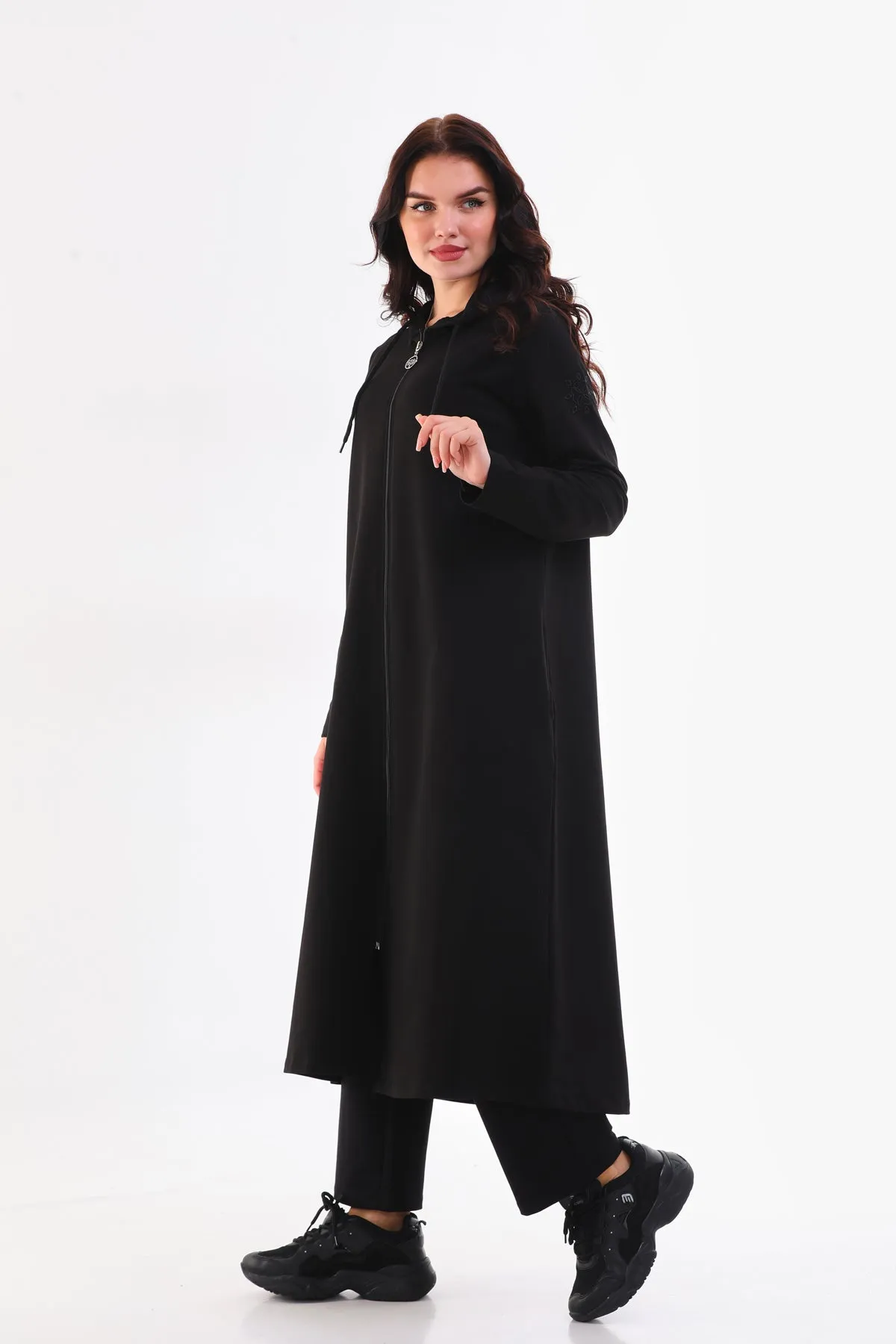 JMN Long Zipup Cape Tracksuit Black