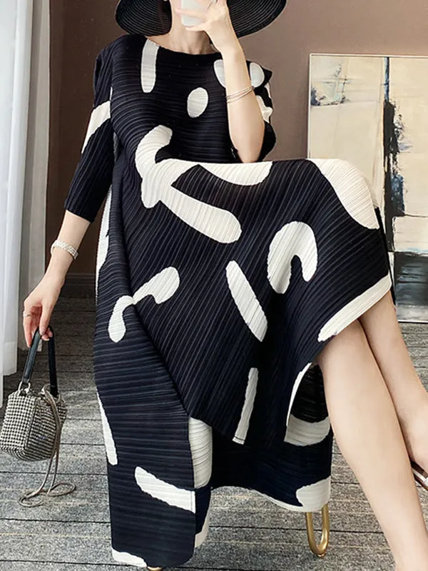 Loose Three-Quarter Sleeves Pleated Printed Round-Neck Midi Dresses