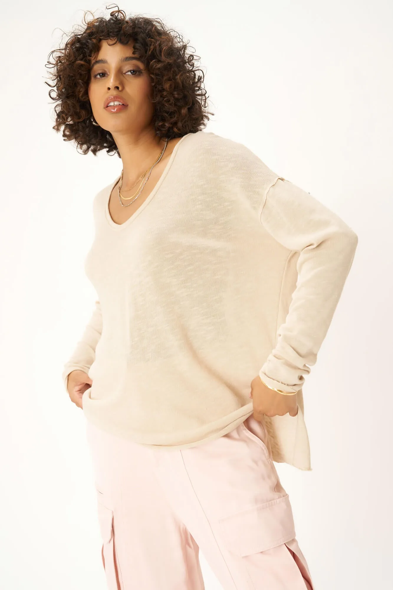 Mae Textured Relaxed V-Neck Long Sleeve - Oyster Beige