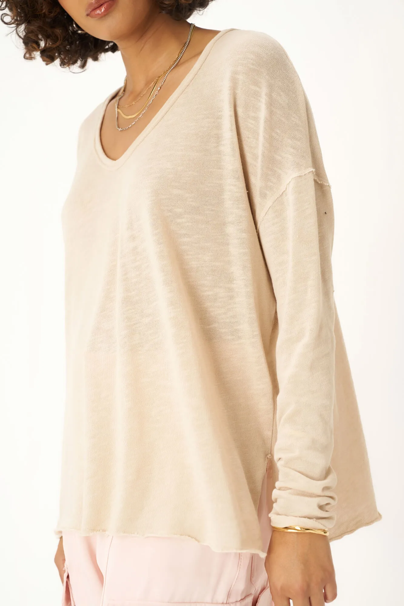 Mae Textured Relaxed V-Neck Long Sleeve - Oyster Beige