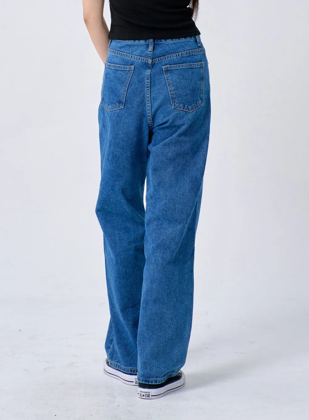 Mid-Wash Jeans BA326